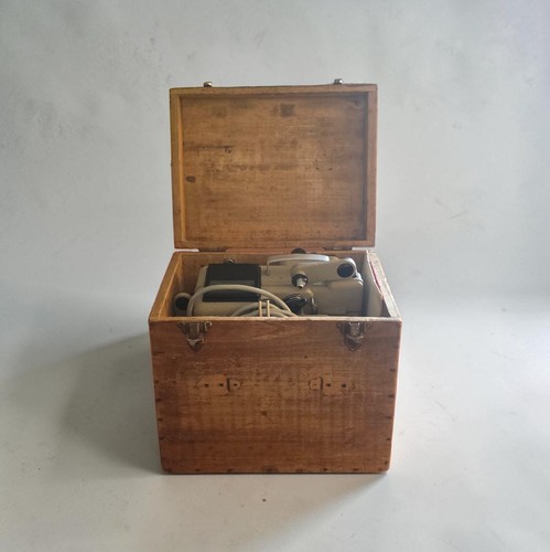 Ancien projecteur eumig - ancien,