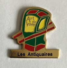 88 - Pin's LES ANTIQUAIRES - OLD 17th century carrier chair - ART DE VIVRE