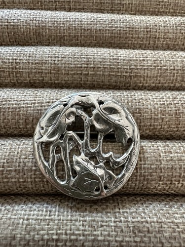Vintage art nouveau pendant - art,