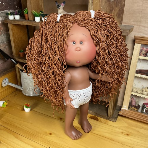 Mia doll nines onil - doll, d'onil