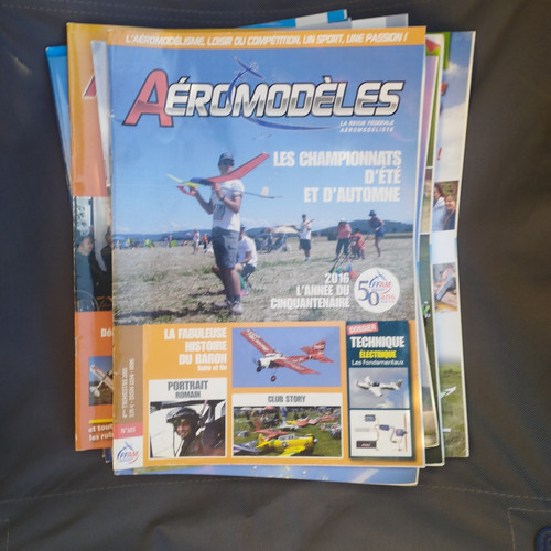 Lot magazines aeromodeles - 14,