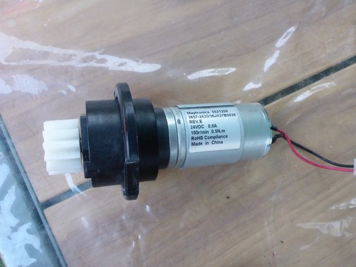 Moteur traction dolphin - moteur,