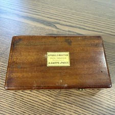 19th century volta-faradic induction apparatus - scientific box A. Gaiffe Paris