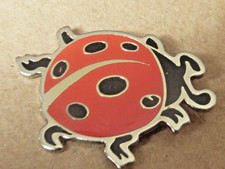 pin's pins badge. animal