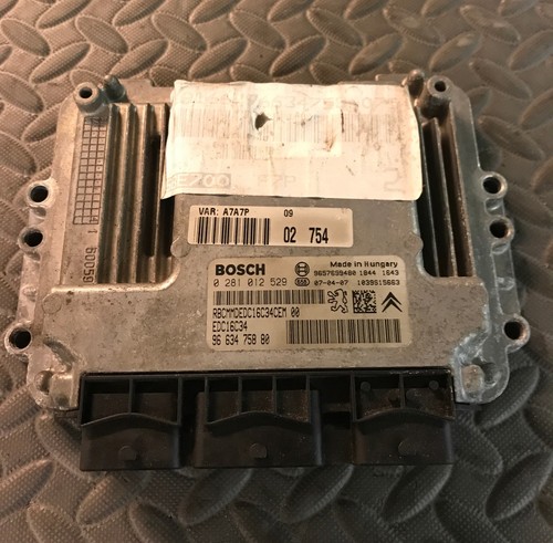 Calculateur moteur peugeot 207 - calculateur,