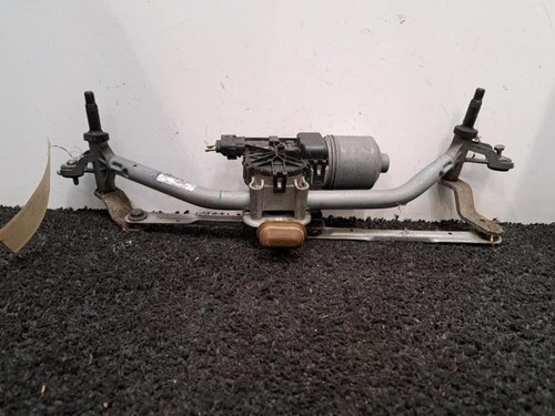 Moteur essuie glace avant