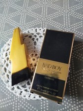 Une Miniature De Parfum Bad