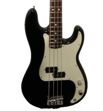 [Fender] Guitare basse