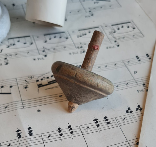 Ancienne toupie bois jouet - en,