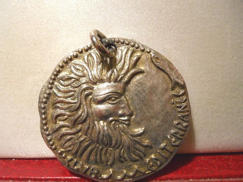Medaille pendentif club - medaille,