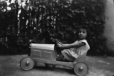 1950s PEDAL CAR - NEGATIVE 9 X 6 - GIRL TOY GAMES - SIZE 33