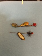 lot de 2 ANCIENNES CUILLERES POUR LA PÊCHE