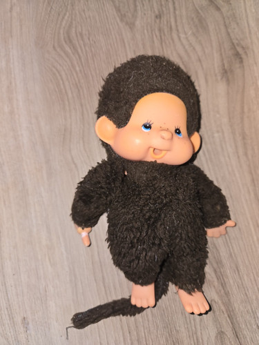 Peluche kiki aux yeux - kiki,