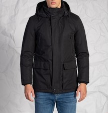 Veste en tissu technique et