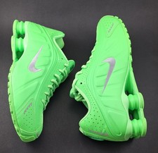 Nike Shox R4 Green Strike/ Silver (HV0839-398) Size 8.5 Men's/ Size 10 Women's 