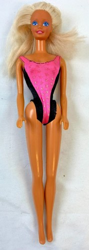 Poupée mattel barbie - poupée,