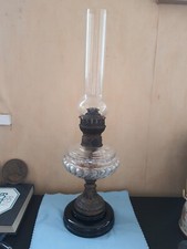 lampe à pétrole ancienne