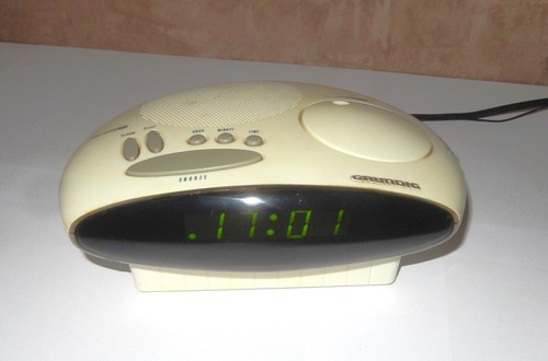 Radio réveil grundig - réveil,