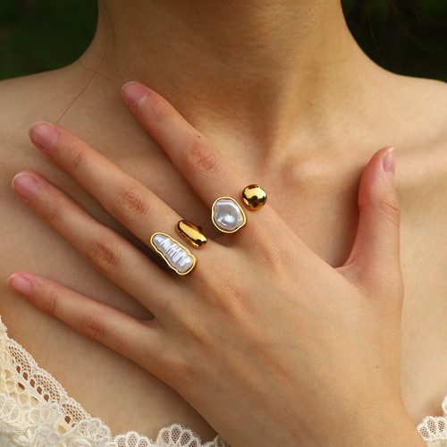 Vintage oval gold women ring - women's,