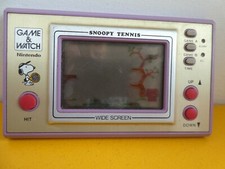 SNOOPY TENNIS    - GAME & WATCH - NINTENDO - 1982 - SP-30 / JEU ELECTRONIQUE LCD
