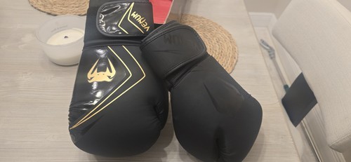 Venum gloves open box one - venum,