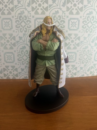 One piece figurine - one, blond