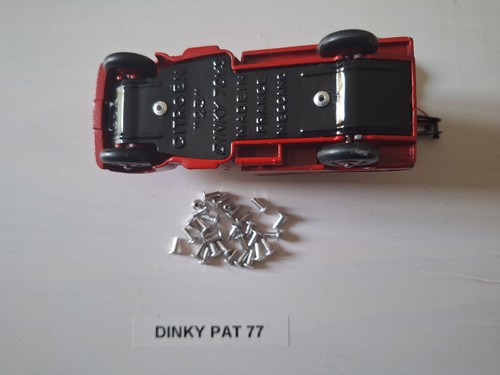 Lot 30 rivets de - 30,