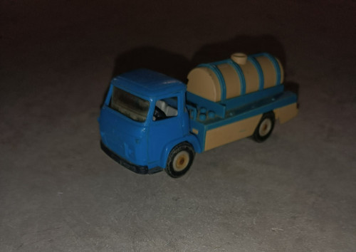 Ancienne jouet miniature - ancienne, en