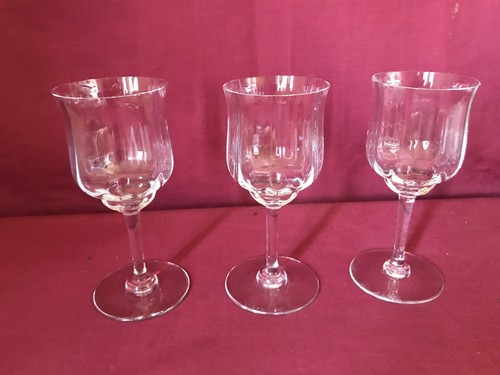 Verres vin rouge baccarat - vin,
