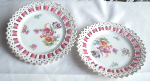 Assiettes porcelaine - en,