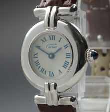Montre à quartz femme vintage