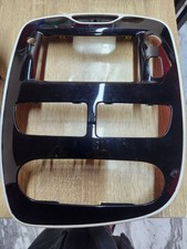 Façade Centrale Clio 4 Phase