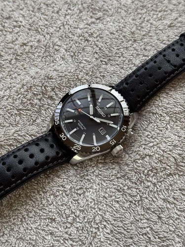 Seiko kinetic 5m82 0ah0 - seiko,