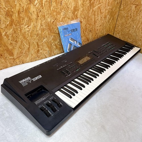 Clavier synthétiseur - , fm