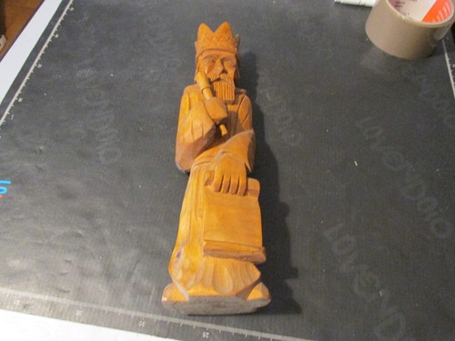 Figurine bois baquet - en,