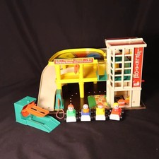 Garage Fisher Price, toboggan