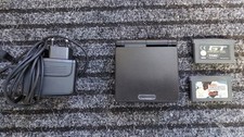 Nintendo Game Boy Advance SP -