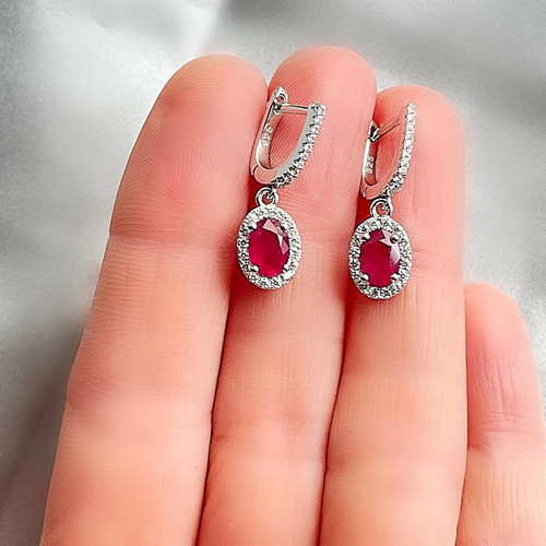5ct oval lab - created, ruby