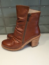 Neosens NEW Women's Leather Zip Booties, Size 37 ( Us Size 6-6.5) Light Brown