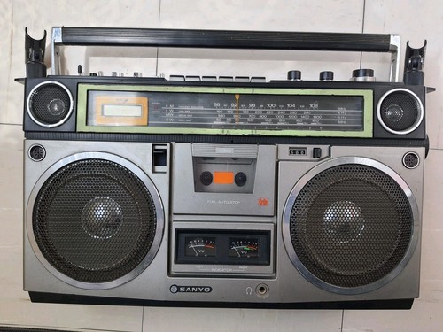 Ghettoblaster sanyo m9990lu - ghettoblaster,