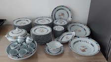 Service de table en porcelaine