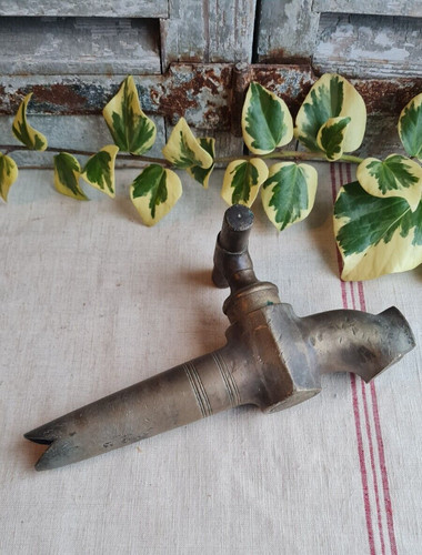 Ancien gros robinet bronze - ancien, en