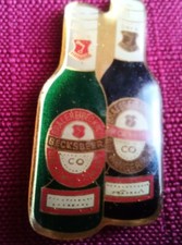 Pin's Beer 2 Bottles of Vintage Becksbeer Blonde/Brown Beer (279)
