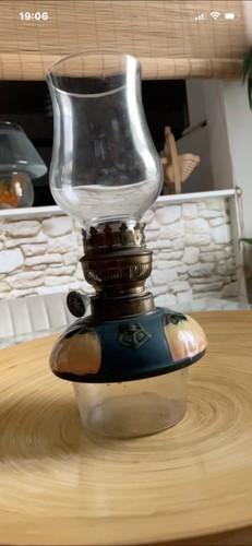 Lampe pétrole ancienne - lampe,