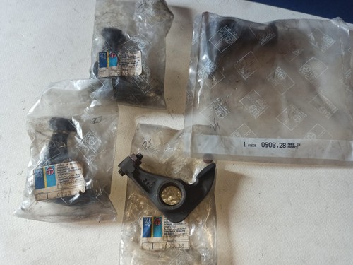 Culbuteurs neufs moteur - 4,