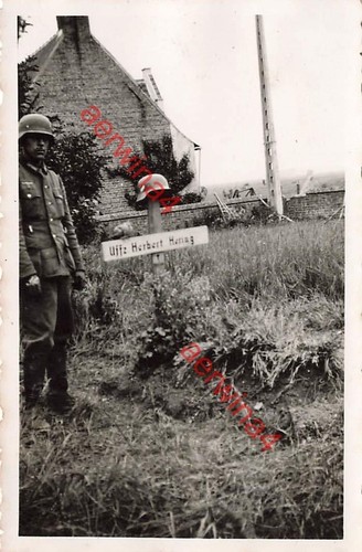 Soldat allemand sur tombe - soldat,