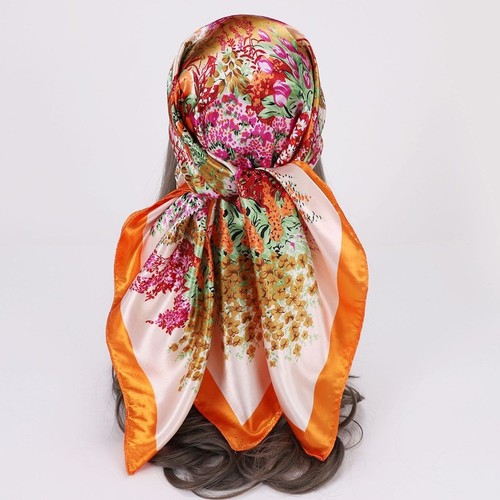 Foulard carré polyester