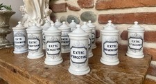 Lot de 13 petits Anciens Pots