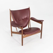 2025 Chieftain Lounge Chair Elegance 20193 Indian Red & Walnut Oil by Finn Juhl