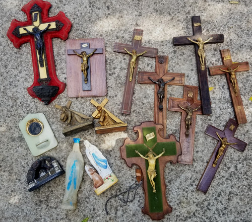 Lot objets religieux croix - d'objets,